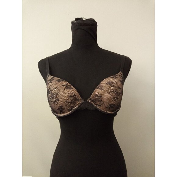 Victoria's Secret Women's Set of Push Up Bra Size 34B - Picture 9 of 13